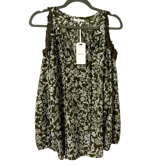 NWT Pleione Women's size XL Olive Cream Cold Shoulder Bishop Sleeve Blouse - Picture 1 of 8